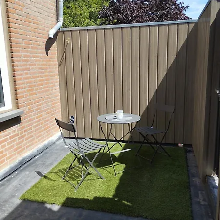 Апартаменты Groepsverblijf 4 Slaapkamers Bij Gezond Aan Zee