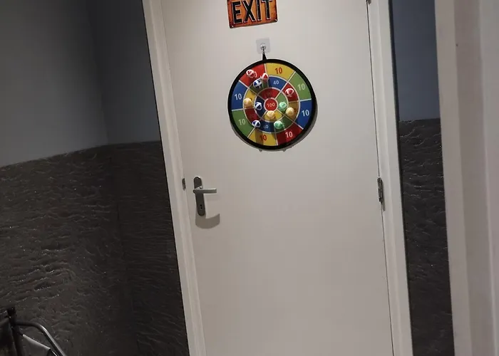 Groepsverblijf Voormalig Politiebureau 4 Appartamento *