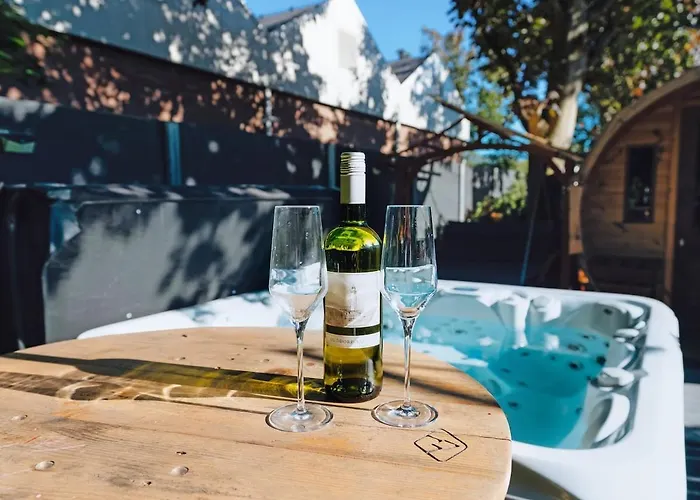 Groepsverblijf Voormalig Politiebureau 4 * Ouddorp